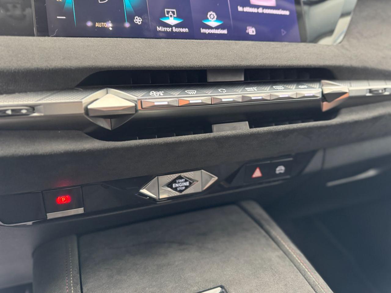 DS AUTOMOBILES DS 4 BlueHDi 130cv Performance Line (Aut/LED/APP/Retro) - 25