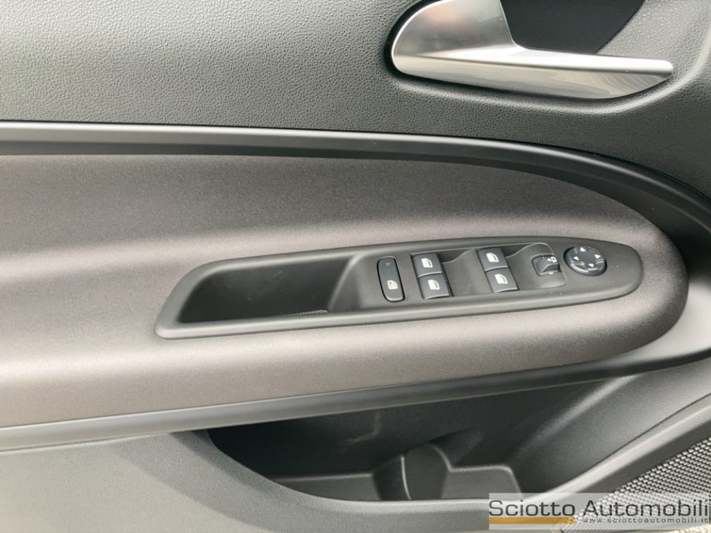 ALFA ROMEO Junior 1.2 145 CV Hybrid eDCT6 Q4 - 12