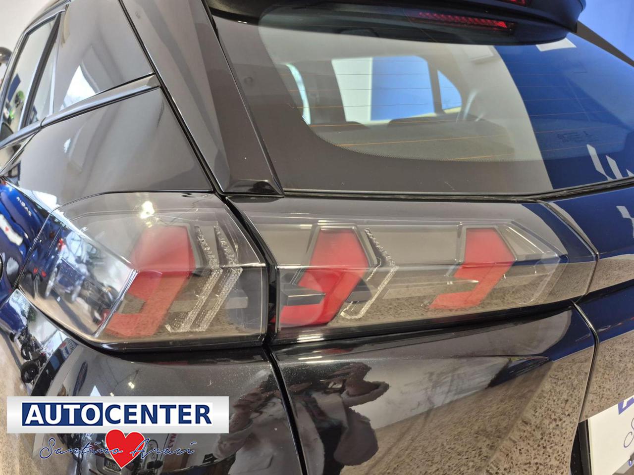 PEUGEOT 2008 PureTech 100 S&S Active Pack - 16