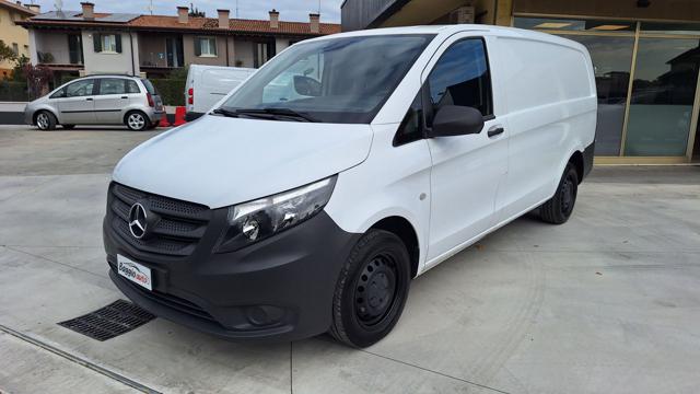 MERCEDES-BENZ Vito Bianco pastello