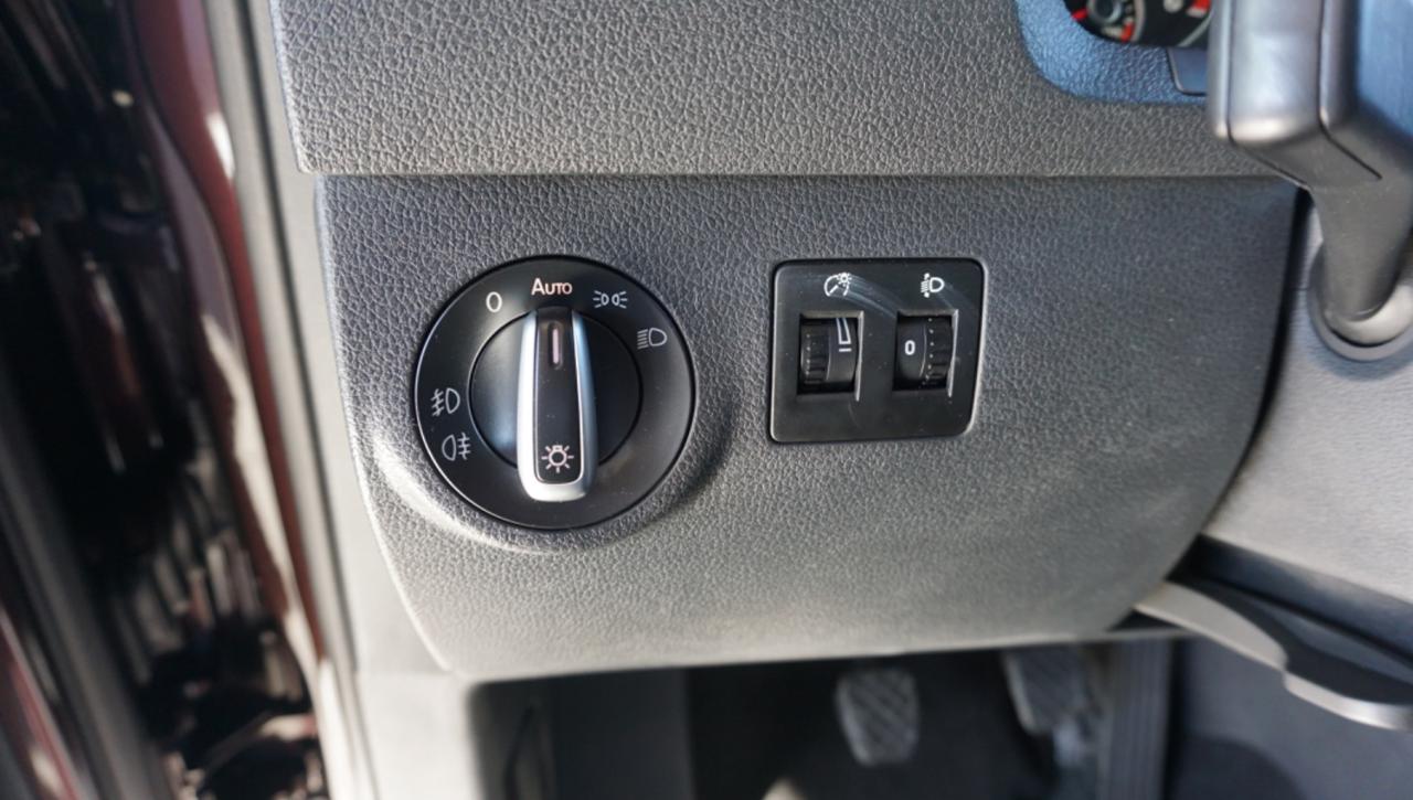 VOLKSWAGEN Caddy 2.0 TDI 102 CV Highline - 16