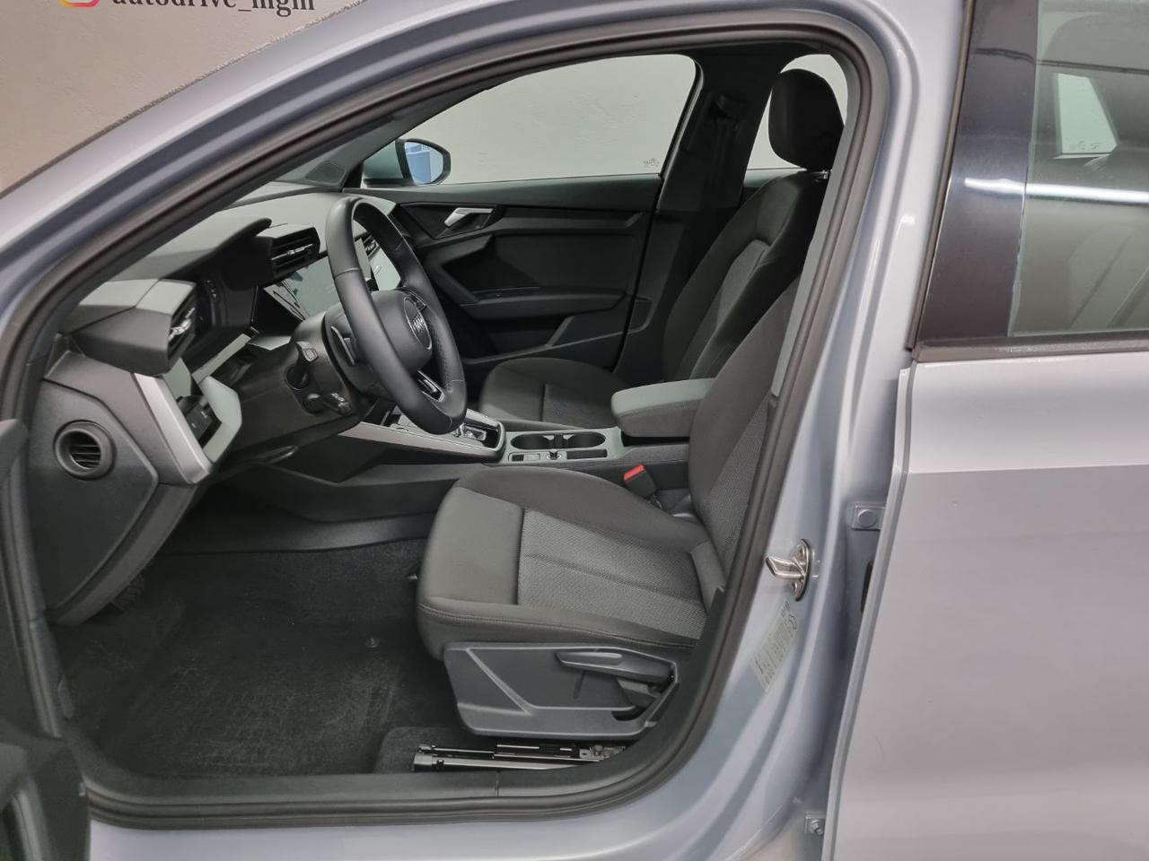 AUDI A3 SPB 30 TDI S tronic Business Advanced - 8