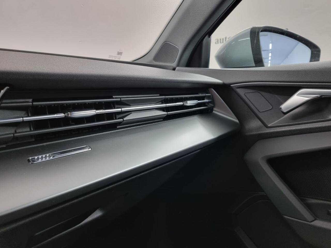 AUDI A3 SPB 30 TDI S tronic Business Advanced - 36