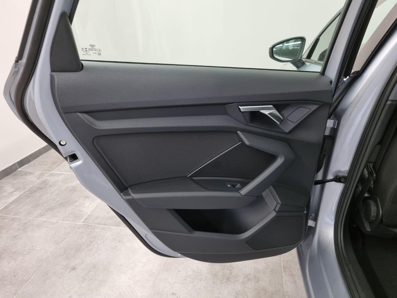 AUDI A3 SPB 30 TDI S tronic Business Advanced - 25