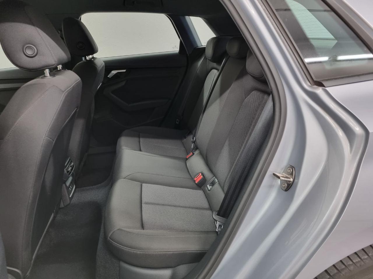 AUDI A3 SPB 30 TDI S tronic Business Advanced - 27