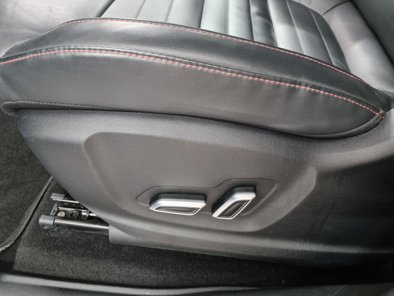 MG EHS Plug-in Hybrid Luxury PHEV - 16