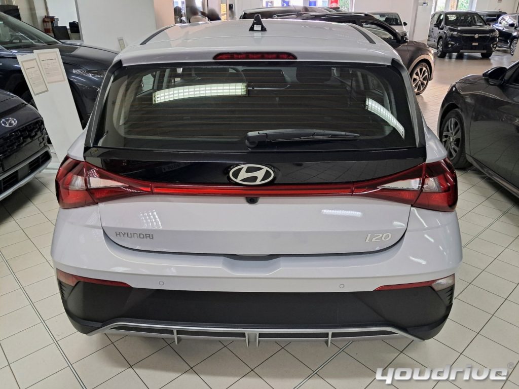 HYUNDAI i20 / 1.2 MPI GPL ORIGINALE CASA Connectline KM0 - 4