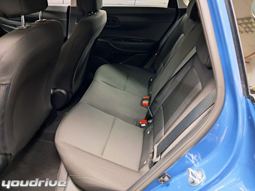 HYUNDAI i20 / 1.2 MPI GPL ORIGINALE CASA Connectline KM0 - 9