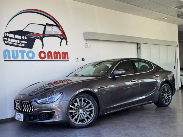 MASERATI Ghibli Grigio perlato