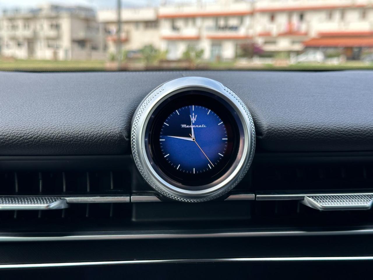 MASERATI Grecale MHEV 300cv GT (Tetto/LED/APP) - 40