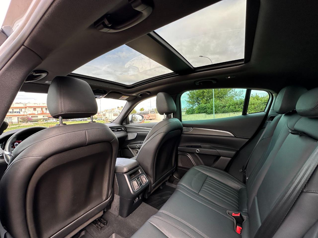 MASERATI Grecale MHEV 300cv GT (Tetto/LED/APP) - 23