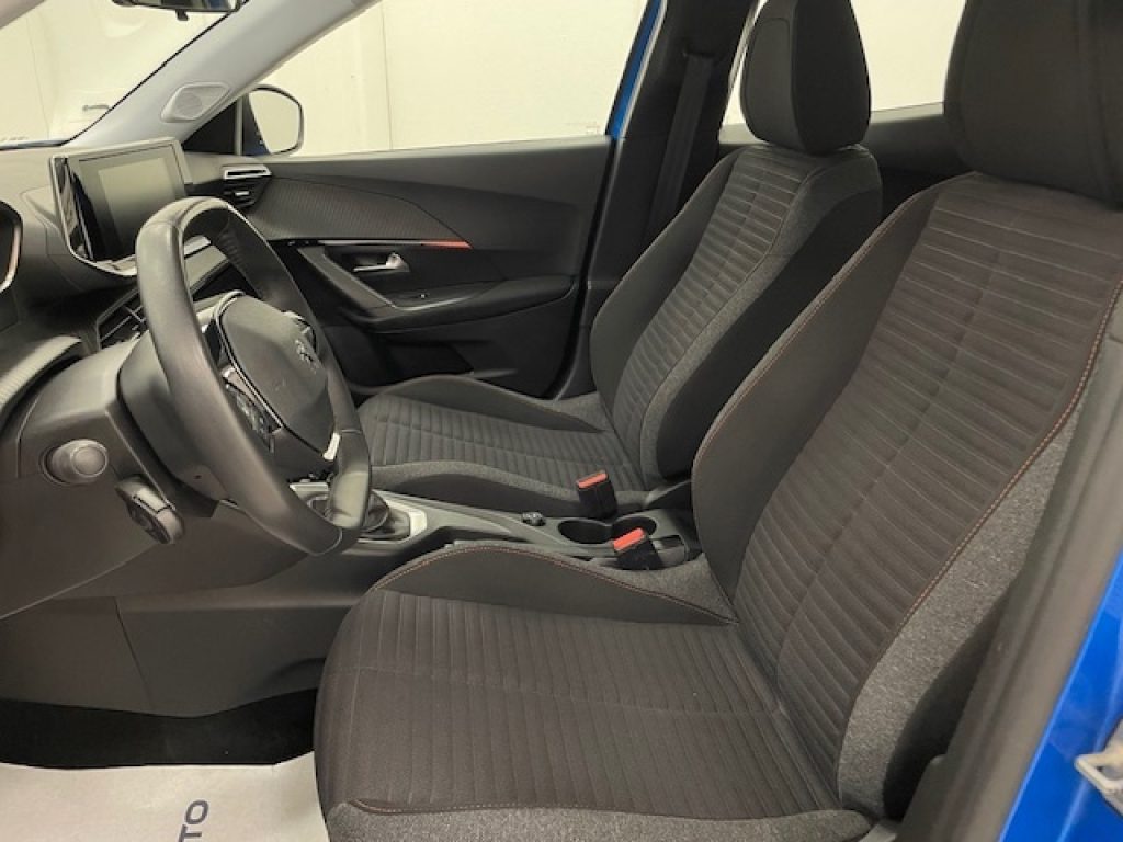 PEUGEOT 2008 II 2020 -  1.2 puretech Active s&s 100cv - 8