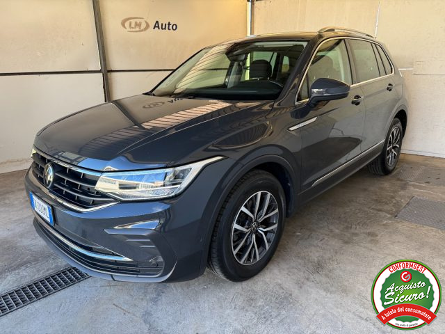 VOLKSWAGEN Tiguan Grigio pastello