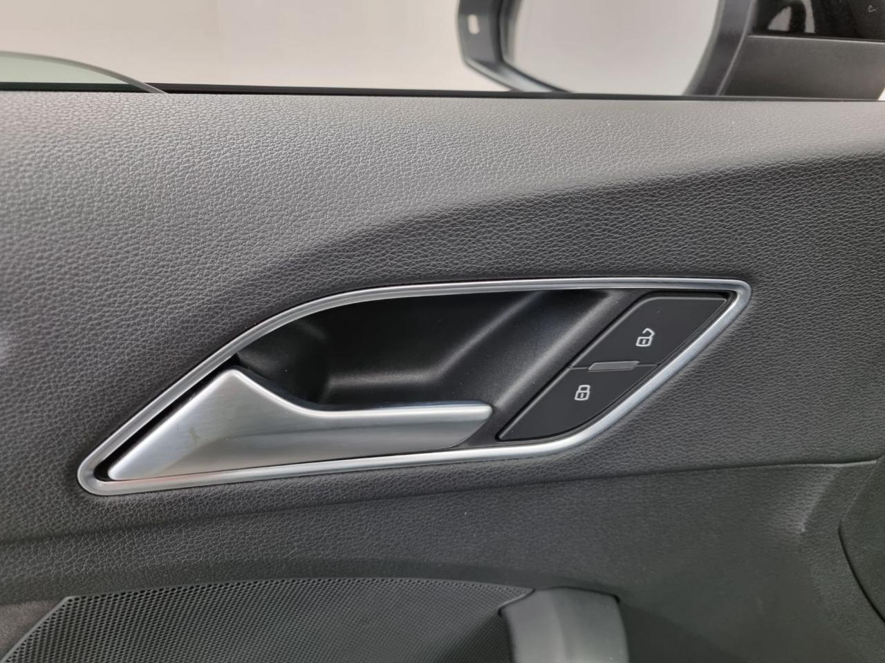 AUDI A3 Cabrio 35 TFSI S tronic COD S LINE - 27