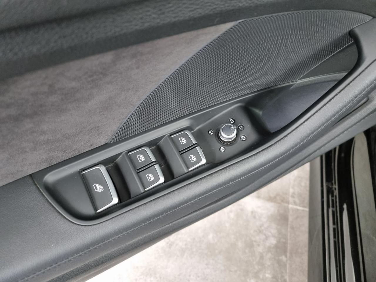 AUDI A3 Cabrio 35 TFSI S tronic COD S LINE - 26