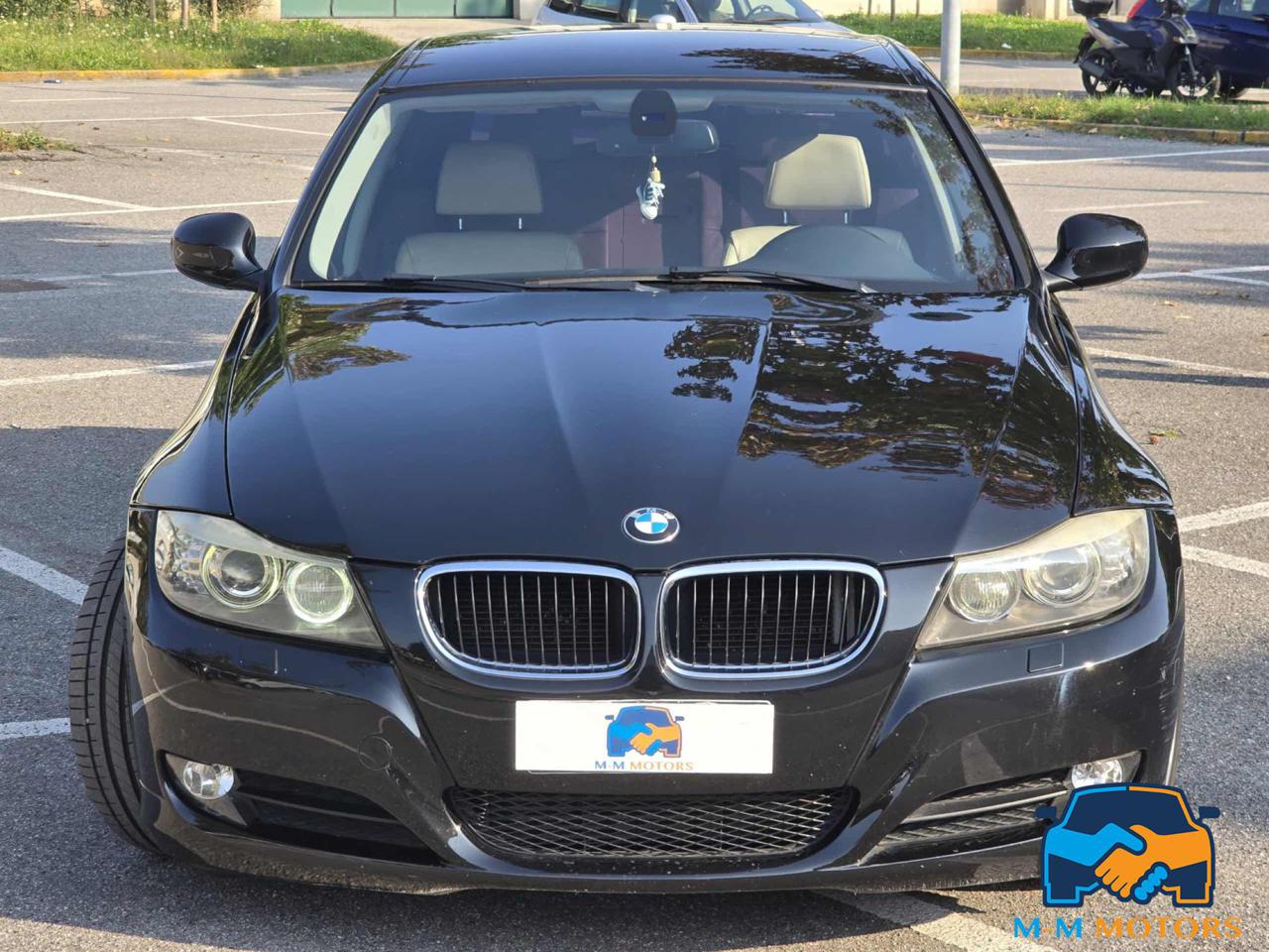 BMW 320 d Touring Attiva - 2