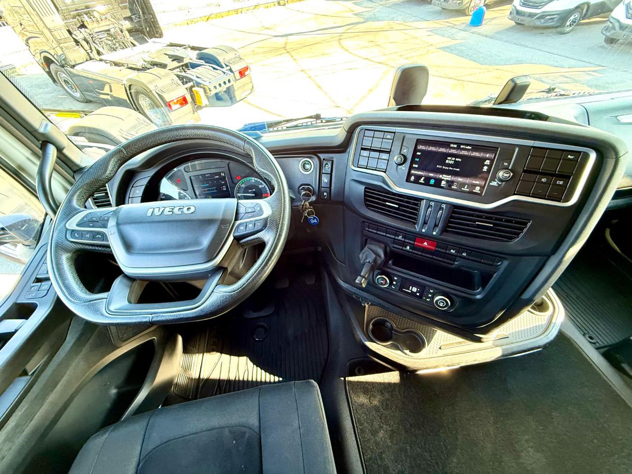 IVECO S-WAY 530 - 12