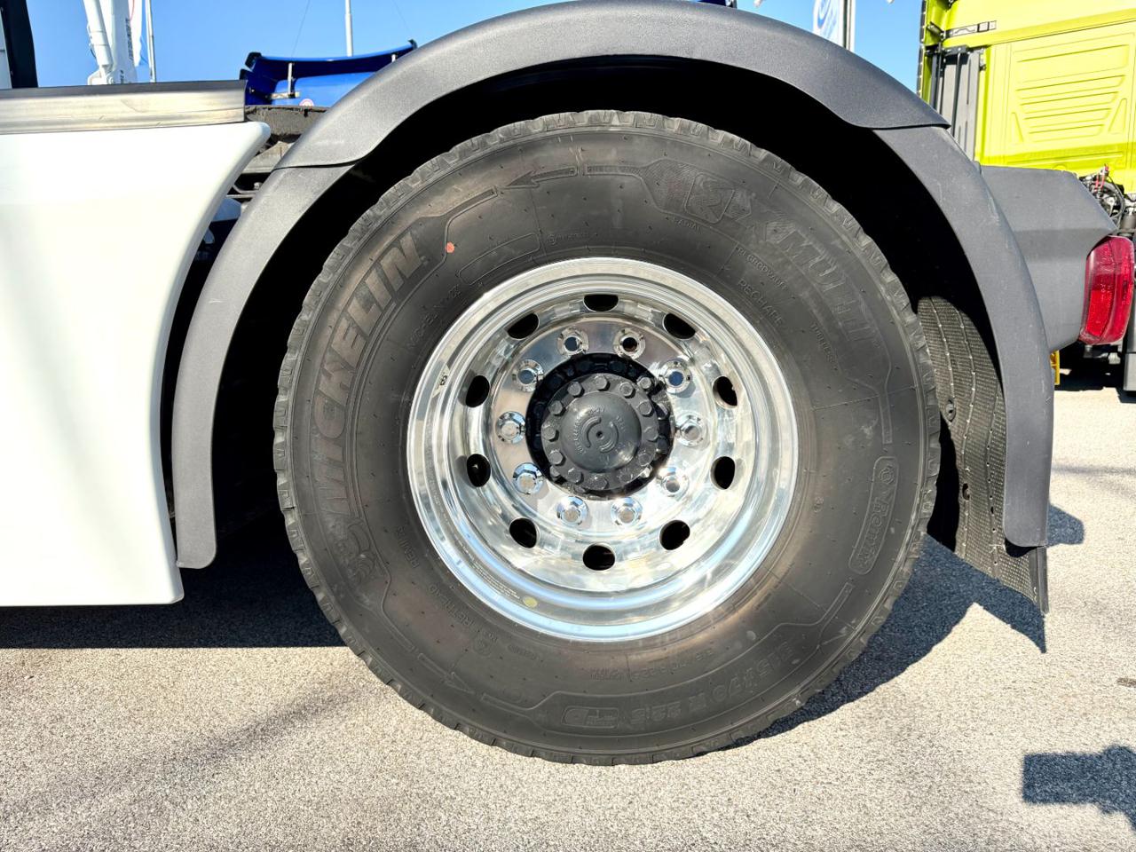 IVECO S-WAY 530 - 18