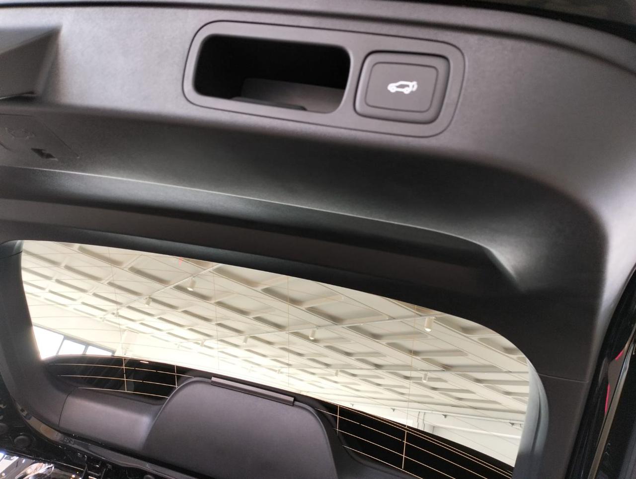 MG HS HEV Luxury - 8