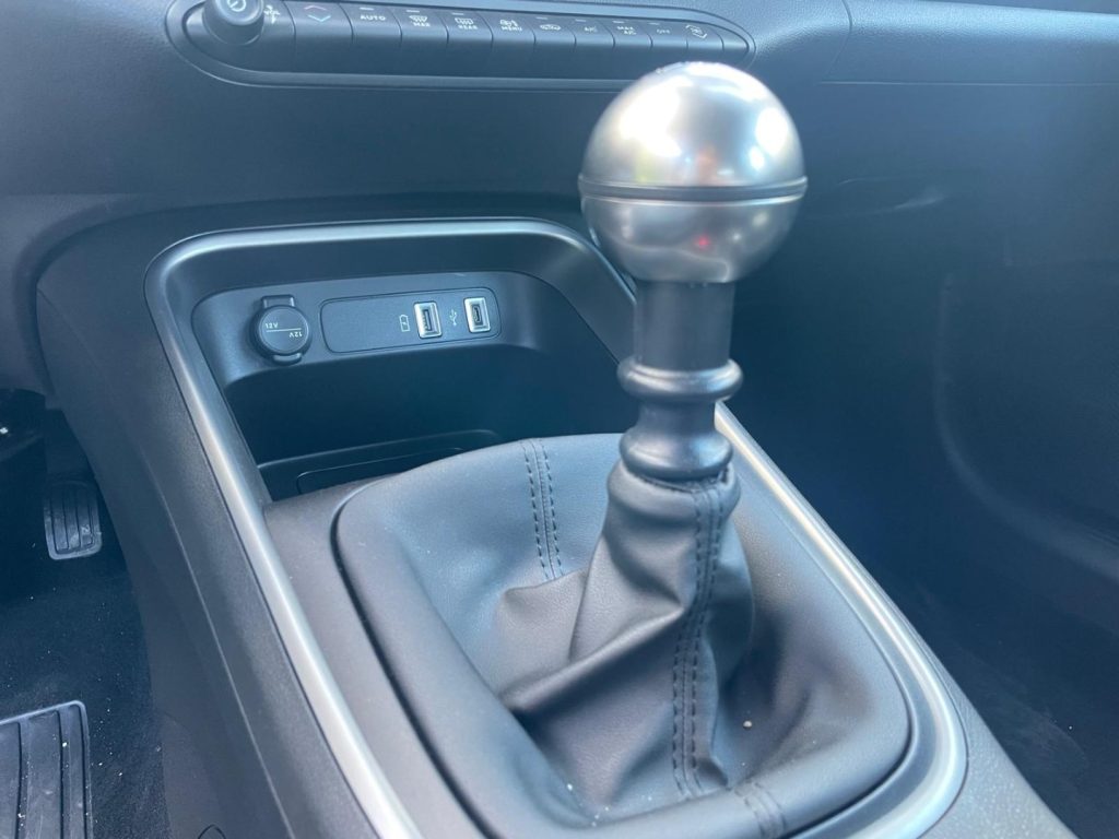 JEEP Avenger 1.2 Turbo 100 CV Altitude - 18