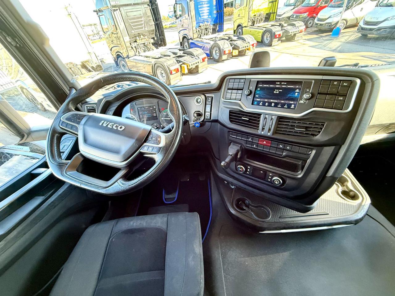 IVECO S-WAY 530 - 12