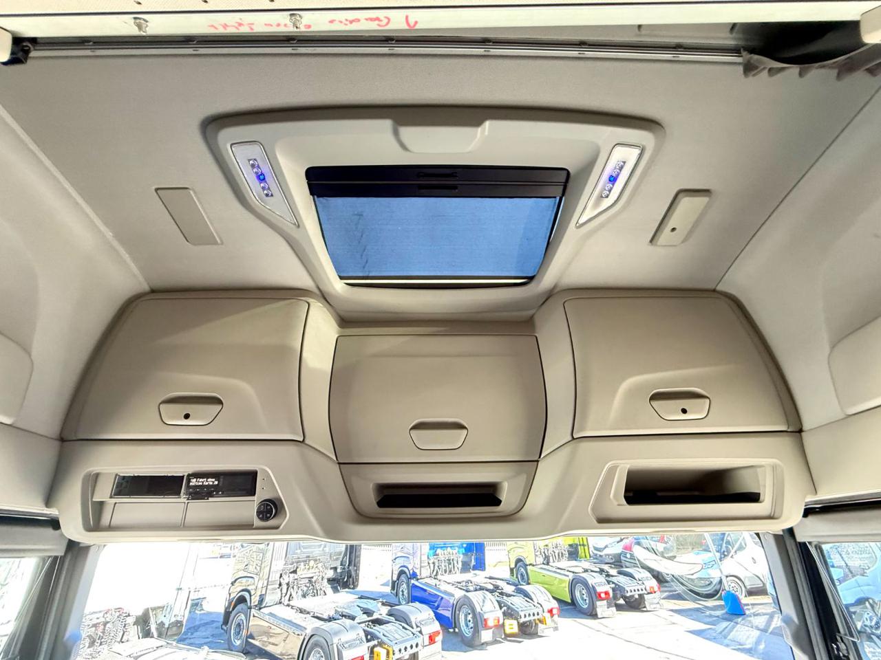 IVECO S-WAY 530 - 14