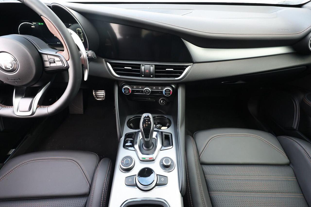 ALFA ROMEO Giulia 2.2 Turbodiesel 210 CV AT8 AWD Q4 Intensa Tetto - 6