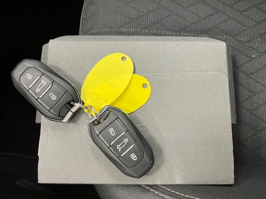 OPEL Corsa VI 2020 -  e- Elegance - 19