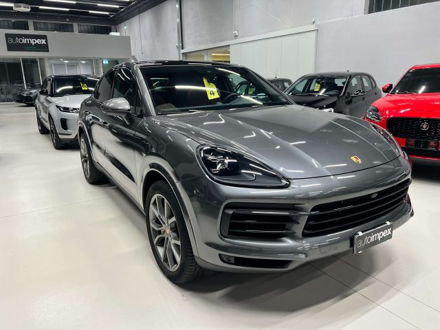 PORSCHE Cayenne Grau metallisiert