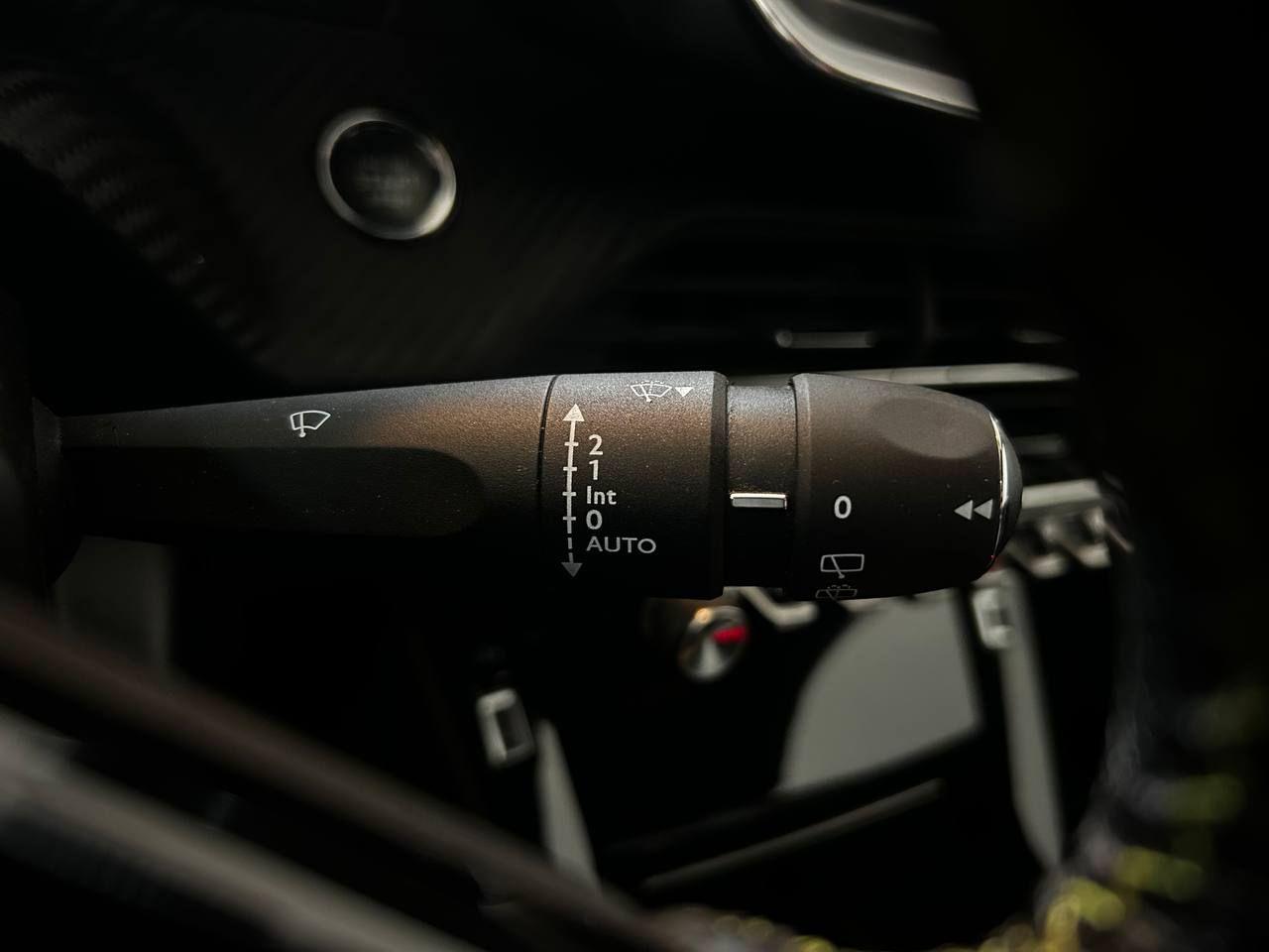 PEUGEOT 2008 motore elettrico 136 CV GT Pack TETTO APRIBILE - 15