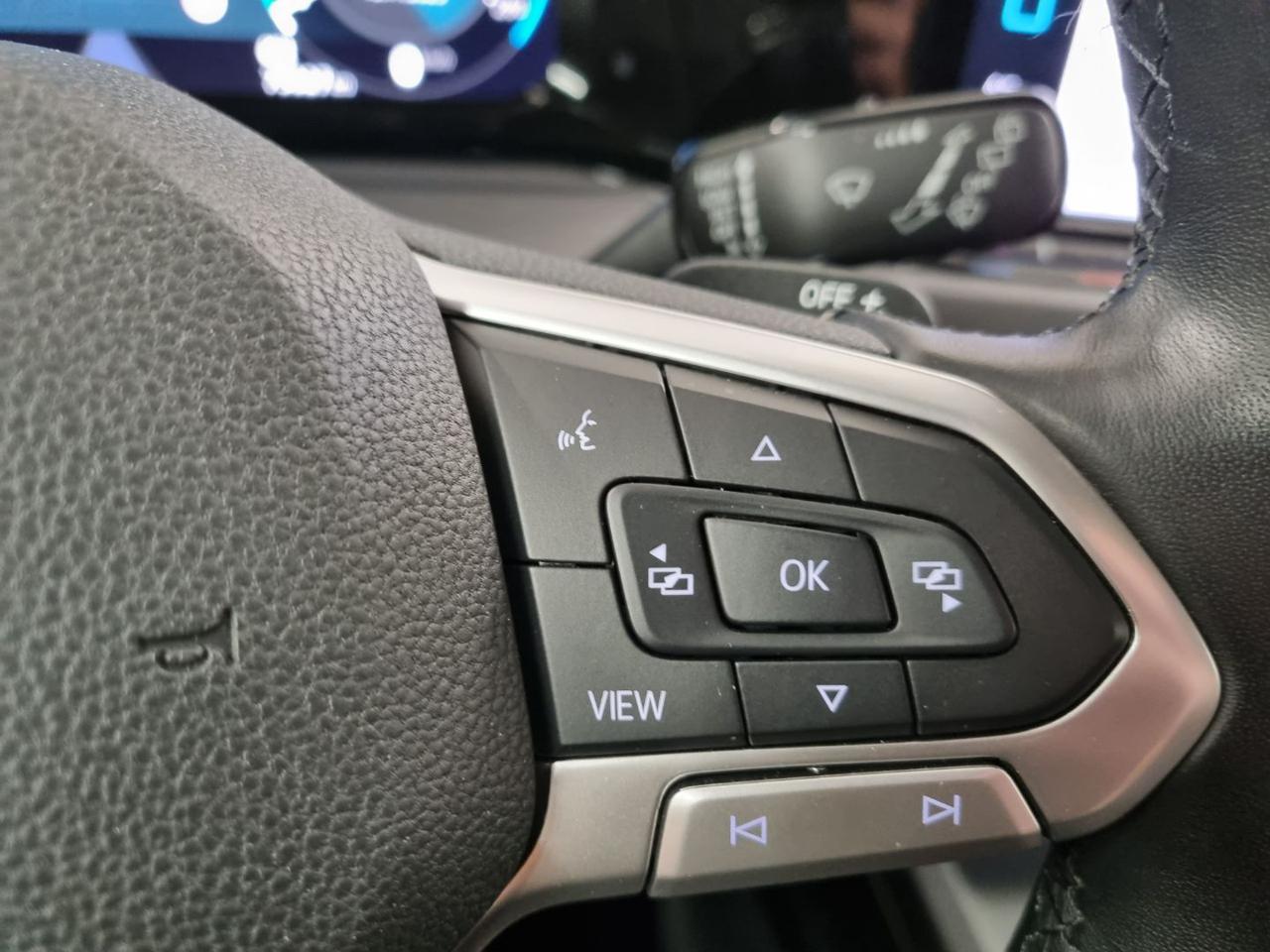 VOLKSWAGEN Golf 1.5 eTSI 150 CV EVO ACT DSG Style - 11