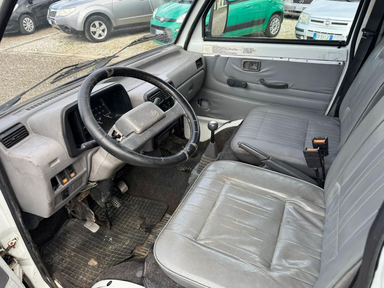 PIAGGIO Porter 1.3i 16V cat Blind Van - 10