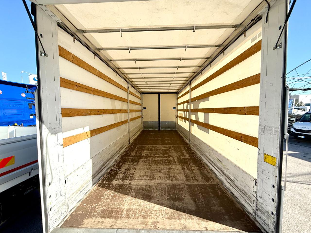 IVECO EUROCARGO 140-280P - 8