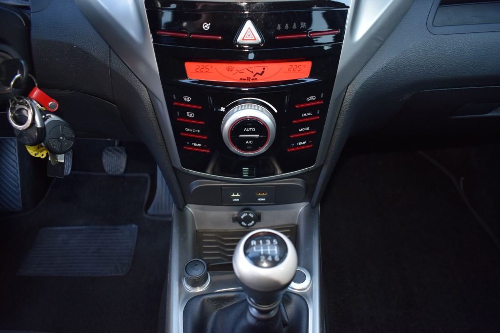 SSANGYONG Tivoli 1.6d 4WD NEOPATENTATI - 11
