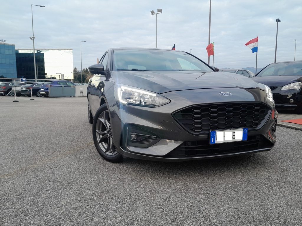 FORD Focus 1.5 EcoBlue 120 CV 5p. ST-Line berlina - 3