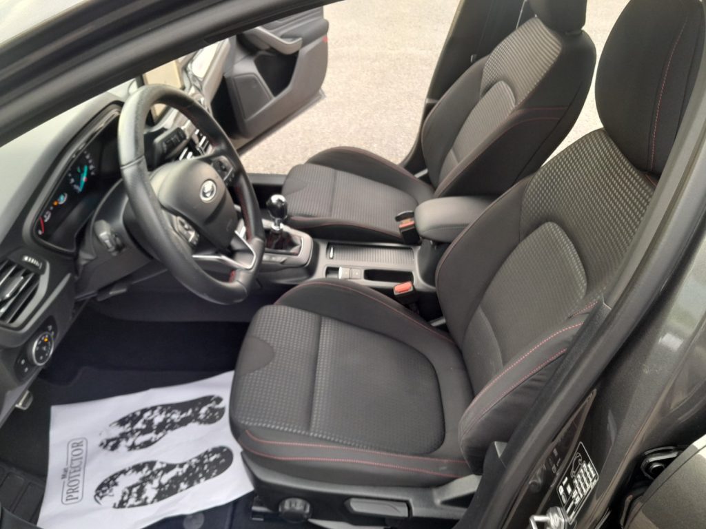 FORD Focus 1.5 EcoBlue 120 CV 5p. ST-Line berlina - 11