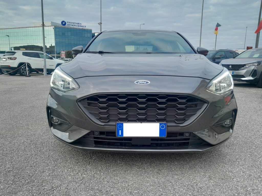 FORD Focus 1.5 EcoBlue 120 CV 5p. ST-Line berlina - 8