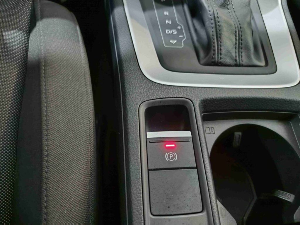 AUDI Q3 SPB 35 TDI S tronic Business Plus - 21