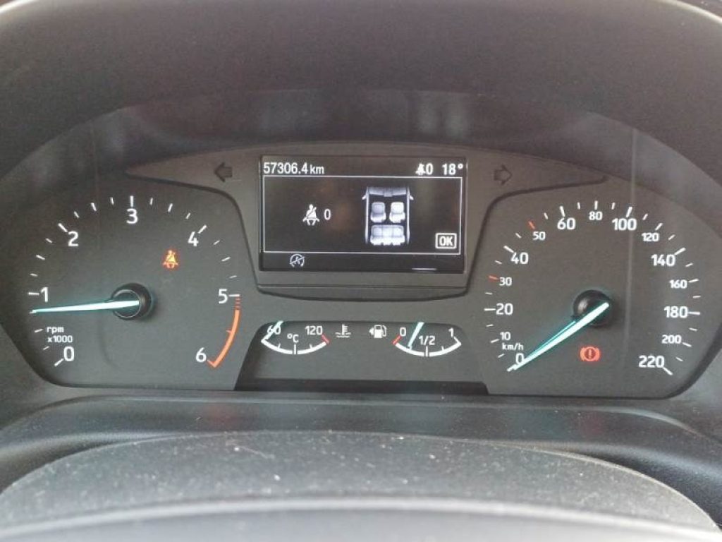 FORD Puma 1.5 EcoBlue 120 CV S&S Titanium - 7