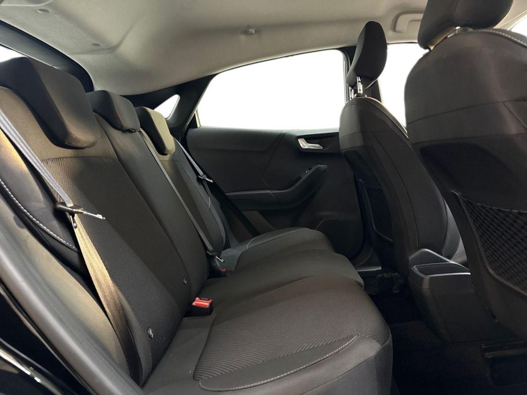 FORD Puma 1.5 EcoBlue 120 CV S&S Titanium - 11