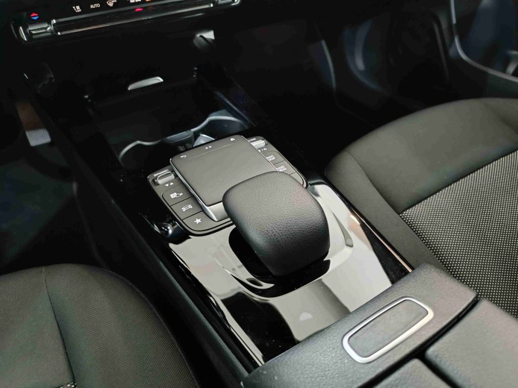 MERCEDES-BENZ CLA 180 d Automatic Shooting Brake Business Extra - 8
