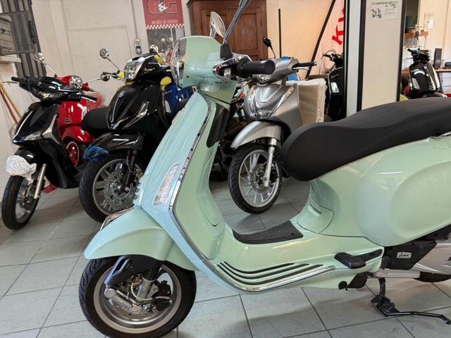 PIAGGIO Vespa 125 Primavera Verde amabile  pastello