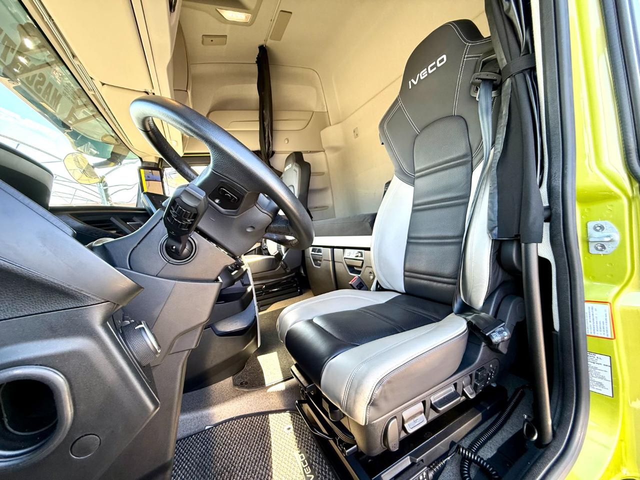 IVECO S-WAY 580 FULL AIR - 9