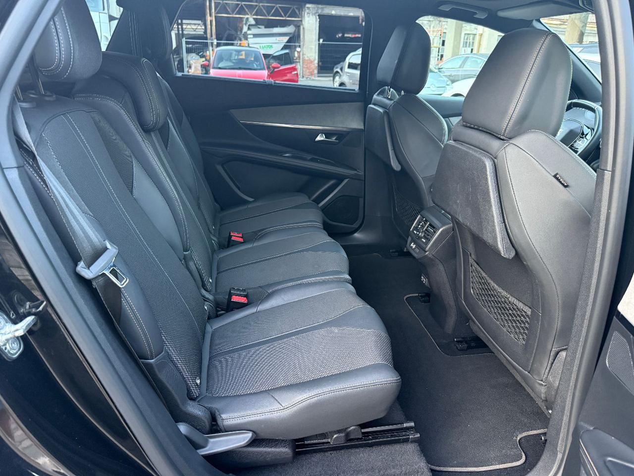 PEUGEOT 5008 BlueHDi 130 S&S EAT8 GT - 10