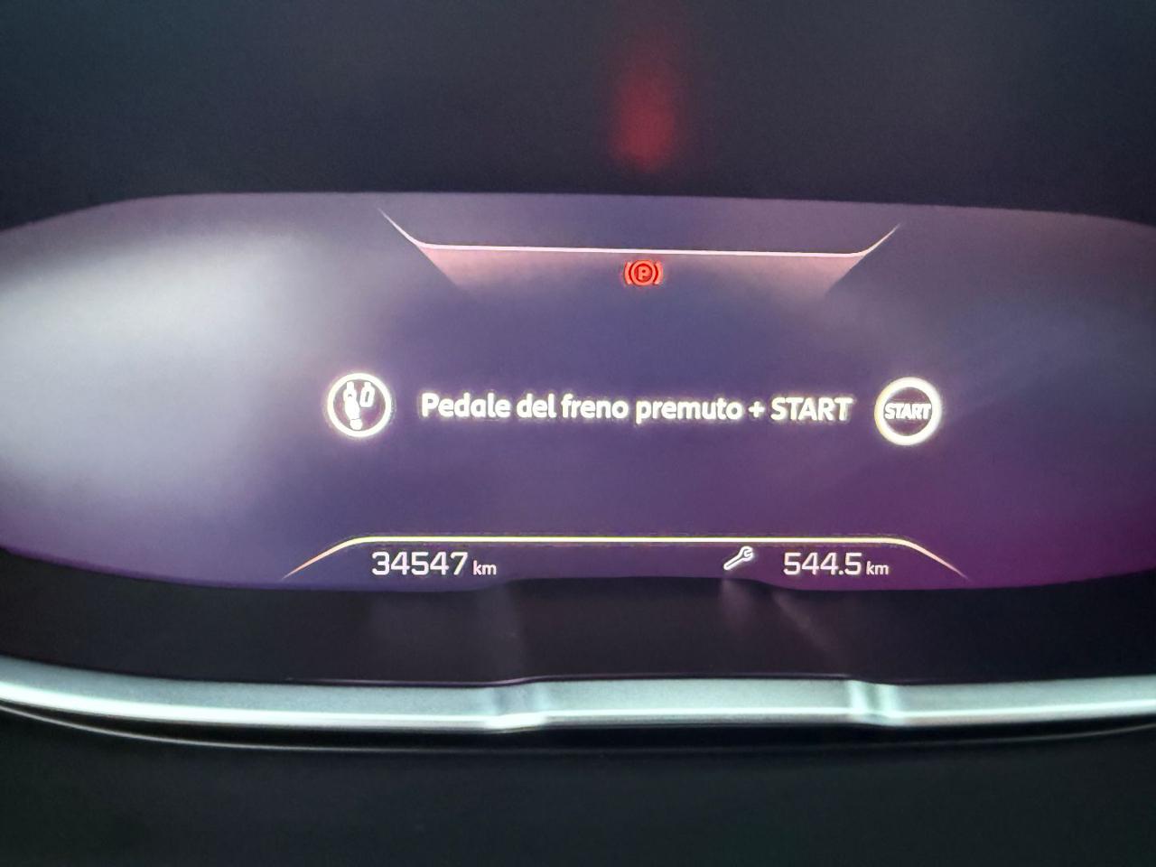 PEUGEOT 5008 BlueHDi 130 S&S EAT8 GT - 17