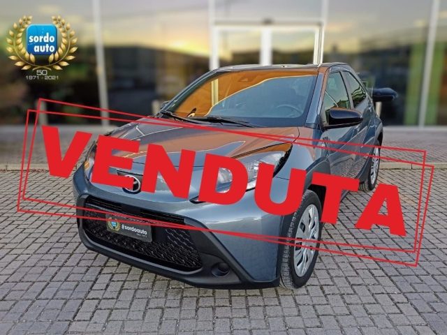 TOYOTA Aygo X Blu metallizzato