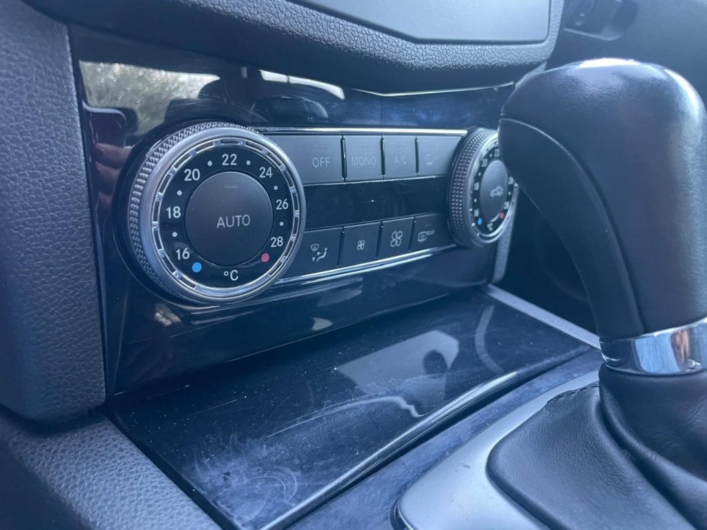 MERCEDES-BENZ C 220 CDI Eleg. - 13