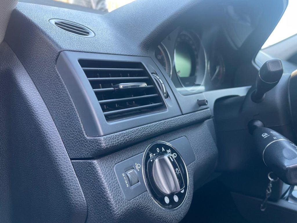 MERCEDES-BENZ C 220 CDI Eleg. - 14