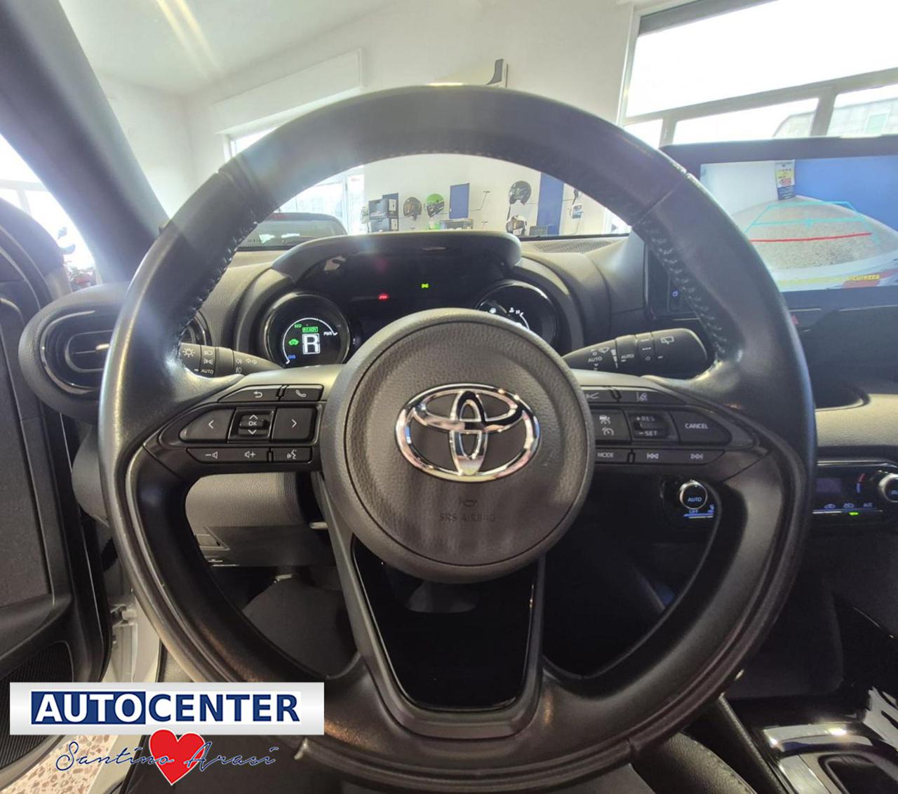 TOYOTA Yaris 1.5 Hybrid 5 porte Style - 11