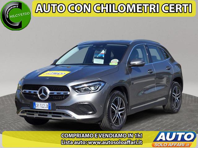MERCEDES-BENZ GLA 200 Grigio scuro metallizzato